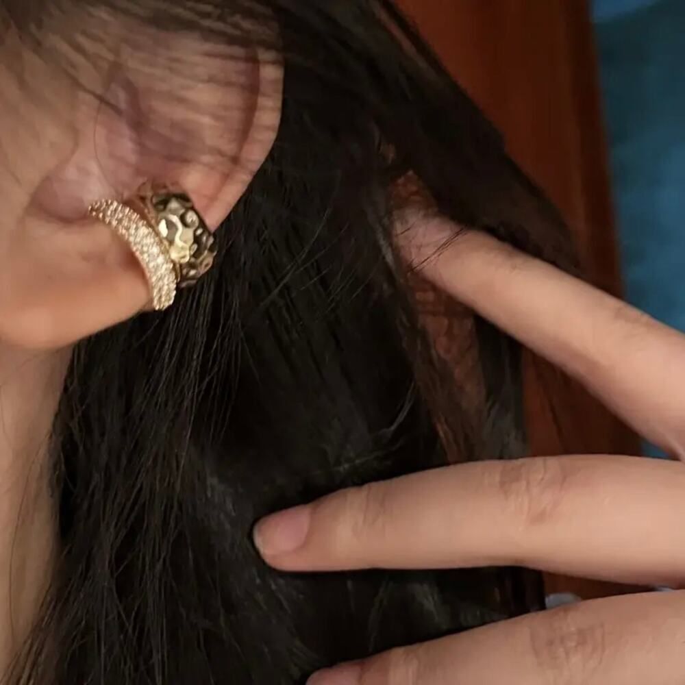Women's Cuff  cartilage clip earrings, shiny cubic zirconia Gold and Silver